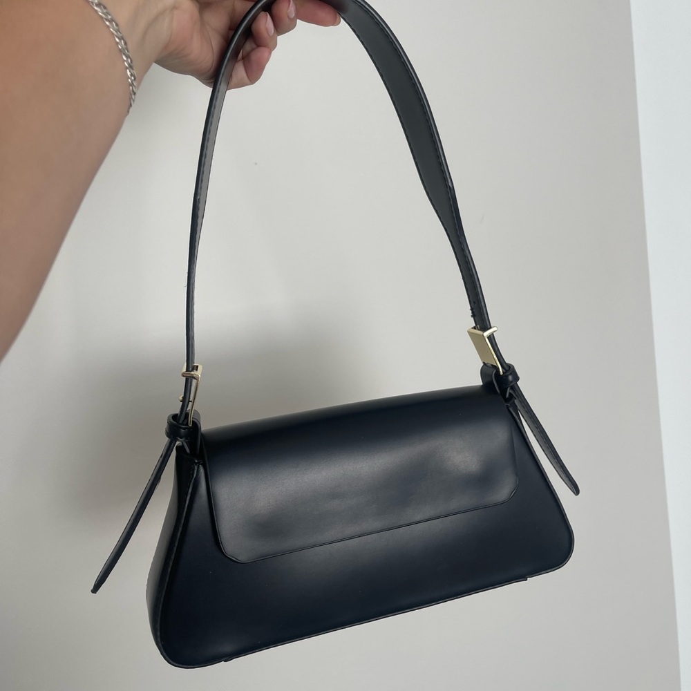 ZARA Shoulder Bag 🖤